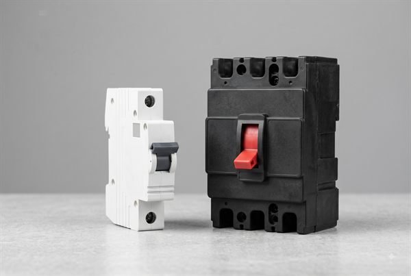 Circuit breakers, MCBs and MCCBs for SABER certification